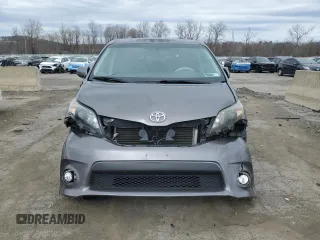 2012 Toyota Sienna SE z VIN 5TDXK3DC2CS199701, wystawiony jako Copart lot #50316225 z przebiegiem 212 383 mil mil oraz Szkoda całkowita • Salvage title. Historia ofert i sprzedaży dostępna na DreamBid. Obrazek 5.
