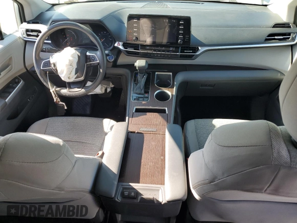 2021 Toyota Sienna LE with VIN 5TDKRKEC9MS035667, listed as a Copart auction lot 53754995 with 98,170 mi miles and Salvage title. Bid and sale history available at DreamBid. Image 8.