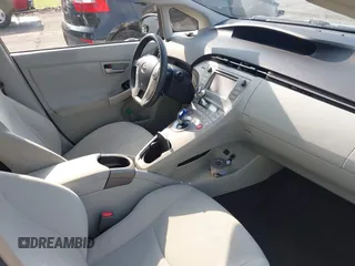 2015 Toyota Prius Four with VIN JTDKN3DU8F0474926, listed as a IAAI auction lot 42484473 with 261,539 mi miles and . Bid and sale history available at DreamBid. Image 5.