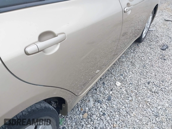 2009 Toyota Corolla with VIN 2T1BU40EX9C041643, listed as a IAAI auction lot 42158455 with 194,336 mi miles. Bid and sale history available at carsss.com. Image 12.