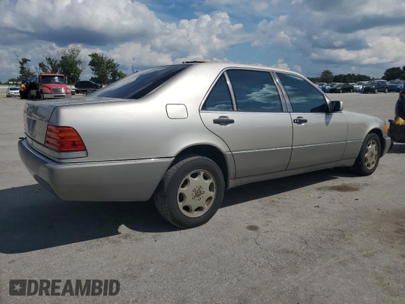 1994 Mercedes-Benz S with VIN WDBGA51E3RA159510, listed as a Copart auction lot 74456224 with 153,877 mi miles and Clean Title. Bid and sale history available at DreamBid. Image 3.