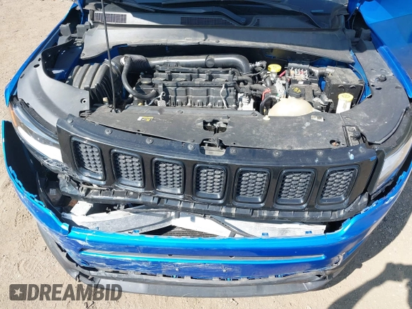 2018 Jeep Compass Latitude with VIN 3C4NJCBB7JT327275, listed as a IAAI auction lot 40176960 with 74,320 mi miles. Bid and sale history available at carsss.com. Image 10.