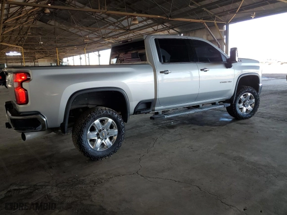 2022 Chevrolet Silverado 2500HD LTZ with VIN 1GC4YPEY6NF132704, listed as a Copart auction lot 53490555 with 139,638 mi miles and Salvage Title. Bid and sale history available at carsss.com. Image 3.