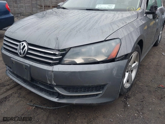2012 Volkswagen Passat SE with VIN 1VWBP7A37CC011521, listed as a IAAI auction lot 41876767 with 125,543 mi miles. Bid and sale history available at carsss.com. Image 12.