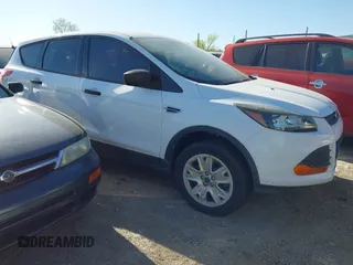 2013 Ford Escape S with VIN 1FMCU0F74DUD19224, listed as a IAAI auction lot 42020707 with 211,040 mi miles. Bid and sale history available at carsss.com. Image 5.