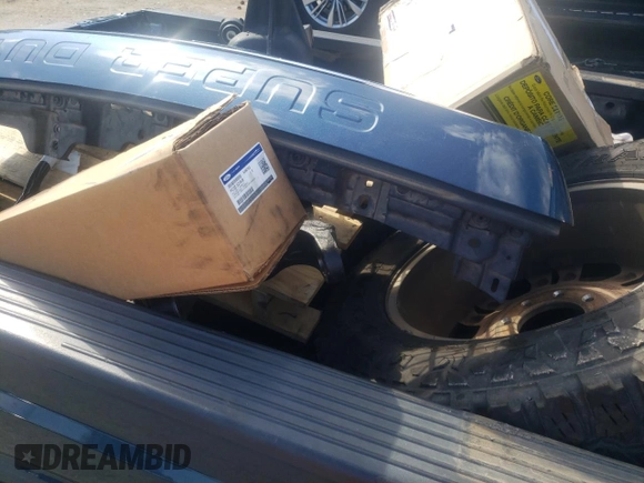 2015 Ford F-250 Lariat with VIN 1FT7W2BT6FED38675, listed as a Copart auction lot 62447735 with 119,441 mi miles and Salvage title. Bid and sale history available at DreamBid. Image 12.