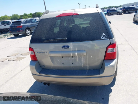 2005 Ford Freestyle SE z VIN 1FMZK01115GA63370, wystawiony jako IAAI lot #41882239 z przebiegiem 139 257 mil mil oraz . Historia ofert i sprzedaży dostępna na DreamBid. Obrazek 16.