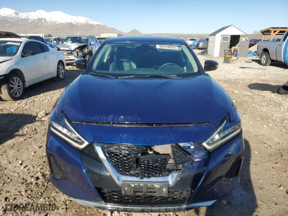 2022 Nissan Maxima SV with VIN 1N4AA6CV3NC503013, listed as a Copart auction lot 50349055 with 44,399 mi miles and Salvage Title. Bid and sale history available at carsss.com. Image 5.