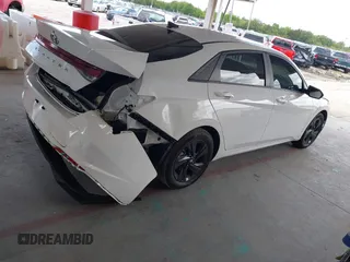 2023 Hyundai Elantra SEL with VIN 5NPLM4AG9PH104424, listed as a IAAI auction lot 42252864 with 39,297 mi miles and . Bid and sale history available at DreamBid. Image 4.