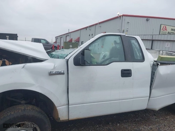 2008 Ford F-150 XL with VIN 1FTRF12W68KE70627, listed as a IAAI auction lot 41448219 with 1 mi miles. Bid and sale history available at carsss.com. Image 13.