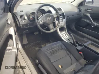 2007 Scion tC Spec z VIN JTKDE177370203799, wystawiony jako Copart lot #52305955 z przebiegiem 143 300 mil mil oraz Szkody całkowita. Historia ofert i sprzedaży dostępna na DreamBid. Obrazek 8.