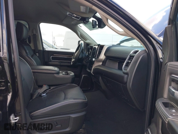 2024 Ram 2500 Laramie with VIN 3C6UR5NL2RG161490, listed as a IAAI auction lot 41688136 with 10,597 mi miles and . Bid and sale history available at DreamBid. Image 5.