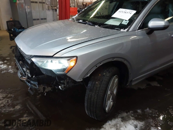 2019 Audi Q3 Premium with VIN WA1AECF33K1077204, listed as a IAAI auction lot 41538374 with 101,264 mi miles and . Bid and sale history available at DreamBid. Image 6.