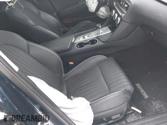 2019 Genesis G70 2.0T Advanced with VIN KMTG34LA3KU031693, listed as a IAAI auction lot 41143730 with 76,138 mi miles. Bid and sale history available at carsss.com. Image 5.