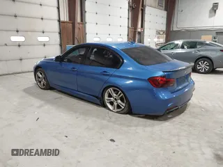 2014 BMW 3 Series 328i xDrive with VIN WBA3B5C5XEP652454, listed as a IAAI auction lot 41949889 with 176,011 mi miles. Bid and sale history available at carsss.com. Image 3.