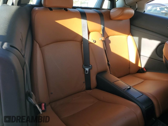 2011 Lexus IS 350 C z VIN JTHFE2C24B2506909, wystawiony jako Copart lot #45219735 z przebiegiem 116 426 mil mil oraz Szkoda całkowita • Salvage title. Historia ofert i sprzedaży dostępna na DreamBid. Obrazek 11.