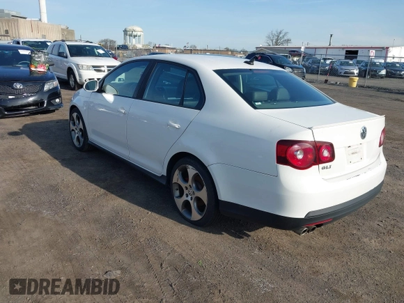 2009 Volkswagen Jetta GLI with VIN 3VWFJ71K89M073155, listed as a IAAI auction lot 41949089 with 138,772 mi miles and . Bid and sale history available at DreamBid. Image 3.