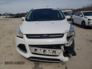 2014 Ford Escape SE with VIN 1FMCU9GX9EUE31649, listed as a Copart auction lot 53612065 with 57,162 mi miles and Clean title. Bid and sale history available at DreamBid. Image 5.