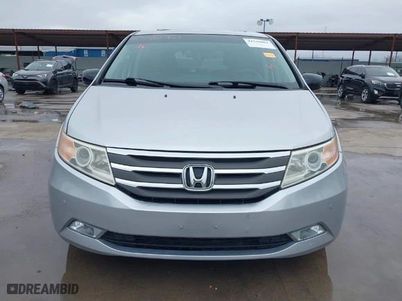 2012 Honda Odyssey Touring with VIN 5FNRL5H92CB119558, listed as a IAAI auction lot 41548061 with NaN miles. Bid and sale history available at carsss.com. Image 12.