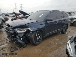 2018 Mitsubishi Outlander SE with VIN JA4AD3A39JZ031032, listed as a Copart auction lot 47367265 with 104,572 mi miles and Salvage Title. Bid and sale history available at carsss.com. Image 1.