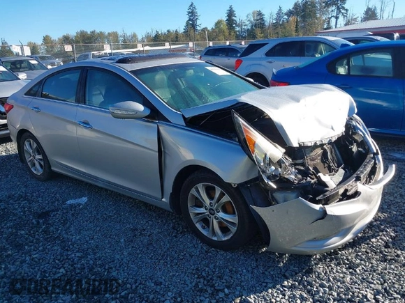 2011 Hyundai Sonata SE with VIN 5NPEC4AC4BH174401, listed as a IAAI auction lot 40522163 with 183,594 mi miles. Bid and sale history available at carsss.com. Image 1.