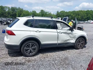 2018 Volkswagen Tiguan SEL с VIN 3VV2B7AX3JM036157, выставлен на аукционе IAAI как лот 42506274 с пробегом 102 947 миль миль и . История ставок и продаж доступна на DreamBid. Изображение 13.