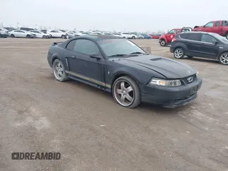 2002 Ford Mustang Standard with VIN 1FAFP40452F142303, listed as a IAAI auction lot 41557652 with 1 mi miles. Bid and sale history available at carsss.com. Image 1.