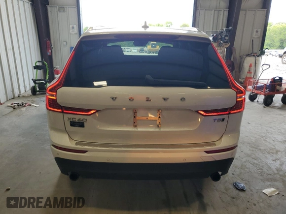 2018 Volvo XC60 Momentum with VIN LYV102RK5JB101138, listed as a Copart auction lot 54764115 with 58,396 mi miles and Salvage title. Bid and sale history available at DreamBid. Image 6.