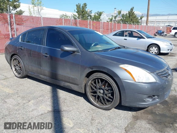 2010 Nissan Altima 2.5 S with VIN 1N4AL2AP7AN471138, listed as a IAAI auction lot 41825158 with 216,335 mi miles. Bid and sale history available at carsss.com. Image 1.