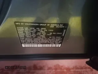 2024 Volkswagen Atlas SE z VIN 1V2HR2CAXRC564175, wystawiony jako IAAI lot #42785455 z przebiegiem 14 479 mil mil oraz . Historia ofert i sprzedaży dostępna na DreamBid. Obrazek 28.