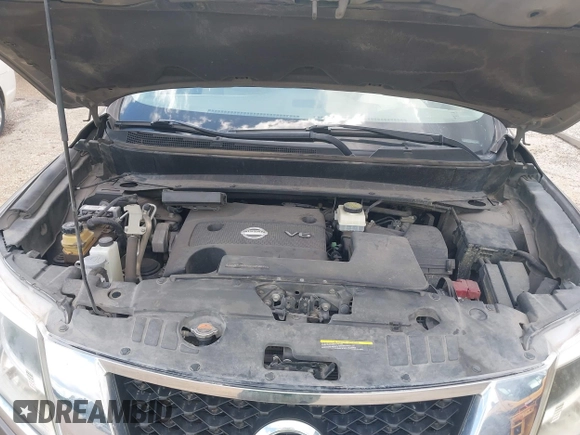 2014 Nissan Pathfinder SL with VIN 5N1AR2MN2EC626243, listed as a IAAI auction lot 42245501 with 146,367 mi miles and . Bid and sale history available at DreamBid. Image 10.