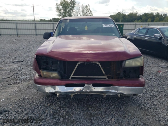 2007 Chevrolet Silverado 1500 Classic LS with VIN 2GCEC13V371107648, listed as a Copart auction lot 70029804 with 237,729 mi miles and Salvage Title. Bid and sale history available at carsss.com. Image 5.