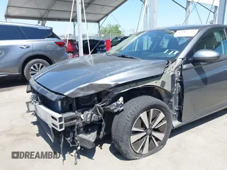 2019 Nissan Altima SL z VIN 1N4BL4EV1KC219911, wystawiony jako IAAI lot #42402741 z przebiegiem 57 849 mil mil oraz . Historia ofert i sprzedaży dostępna na DreamBid. Obrazek 6.
