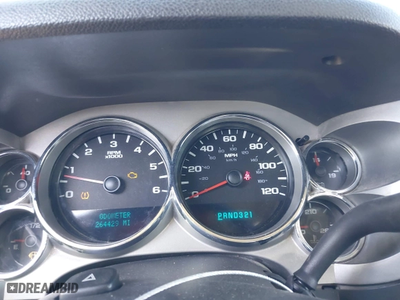 2007 Chevrolet Silverado 1500 LS with VIN 2GCEK13C671625576, listed as a IAAI auction lot 41592726 with 264,429 mi miles. Bid and sale history available at carsss.com. Image 7.