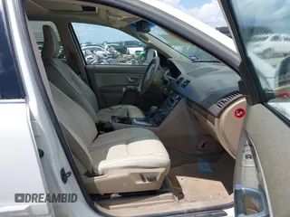 2011 Volvo XC90 I6 with VIN YV4952CY0B1591771, listed as a IAAI auction lot 42521178 with 156,159 mi miles and . Bid and sale history available at DreamBid. Image 5.