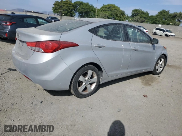 2013 Hyundai Elantra GLS с VIN KMHDH4AE9DU726235, выставлен на аукционе Copart как лот 59017135 с пробегом Не указан миль и Списание • Salvage title. История ставок и продаж доступна на DreamBid. Изображение 3.