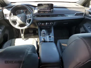 2022 Mitsubishi Outlander SE with VIN JA4J4UA89NZ078827, listed as a Copart auction lot 57402015 with 67,401 mi miles and Salvage title. Bid and sale history available at DreamBid. Image 8.