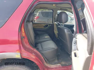 2004 Ford Escape XLT с VIN 1FMCU93194KB34635, выставлен на аукционе IAAI как лот 42413226 с пробегом 194 916 миль миль и . История ставок и продаж доступна на DreamBid. Изображение 8.