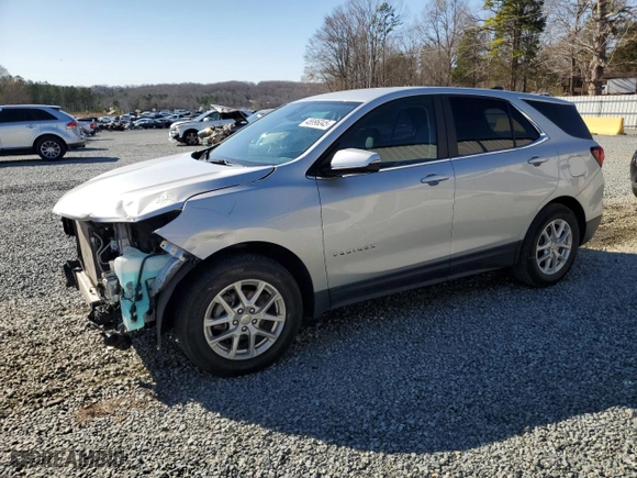 2022 Chevrolet Equinox LT with VIN 3GNAXKEV0NL257659, listed as a Copart auction lot 48996045 with 20,921 mi miles and Salvage Title. Bid and sale history available at carsss.com. Image 1.