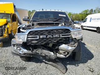 2022 Ram 4500 z VIN 3C7WRKAL3NG424038, wystawiony jako Copart lot #52548645 z przebiegiem 35 713 mil mil oraz Szkoda całkowita • Salvage title. Historia ofert i sprzedaży dostępna na DreamBid. Obrazek 5.