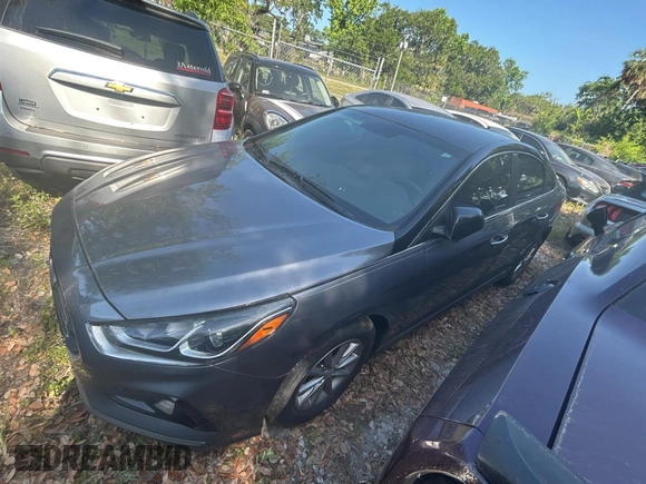 2018 Hyundai Sonata SE with VIN 5NPE24AF9JH613295, listed as a Copart auction lot 54958675 with 121,044 mi miles and Salvage Title. Bid and sale history available at carsss.com. Image 2.