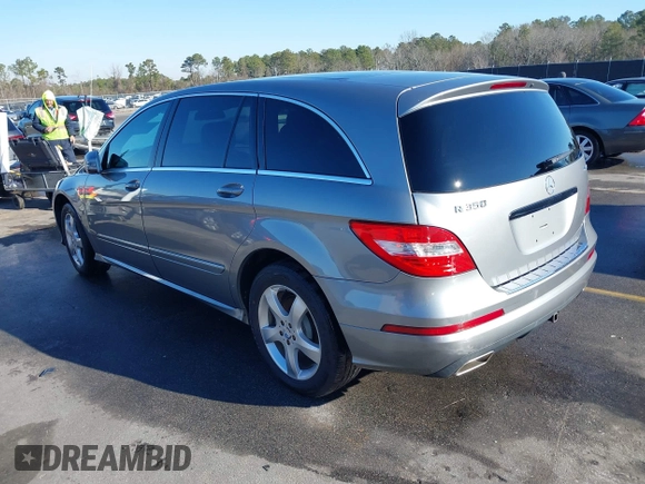 2011 Mercedes-Benz R R 350 with VIN 4JGCB6FE9BA113693, listed as a IAAI auction lot 41255621 with 136,126 mi miles. Bid and sale history available at carsss.com. Image 3.