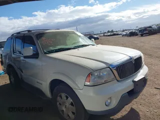 2004 Lincoln Aviator Luxury z VIN 5LMEU68H34ZJ39573, wystawiony jako IAAI lot #41743036 z przebiegiem 117 592 mil mil oraz . Historia ofert i sprzedaży dostępna na DreamBid. Obrazek 1.