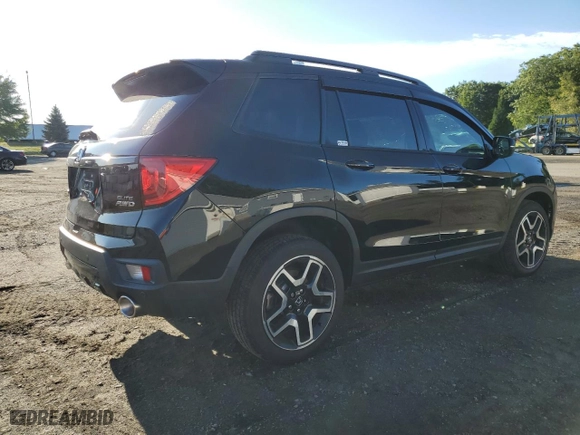 2023 Honda Passport Elite with VIN 5FNYF8H00PB014366, listed as a Copart auction lot 68616923 with 5,026 mi miles. Bid and sale history available at carsss.com. Image 3.