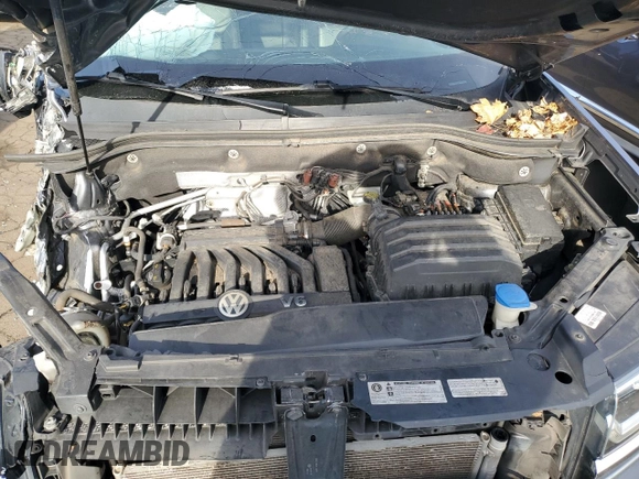 2018 Volkswagen Atlas SEL with VIN 1V2MR2CA6JC525585, listed as a Copart auction lot 83884424 with 114,543 mi miles and Salvage title. Bid and sale history available at DreamBid. Image 12.