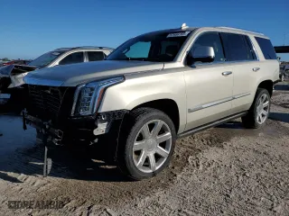 2017 Cadillac Escalade Premium Luxury with VIN 1GYS3CKJ8HR276368, listed as a Copart auction lot 87684765 with 39,763 mi miles and Salvage Title. Bid and sale history available at carsss.com. Image 1.