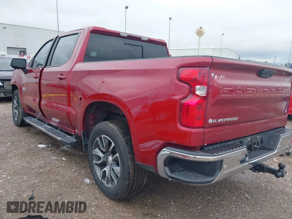 2022 Chevrolet Silverado 1500 LT with VIN 3GCPACED5NG532002, listed as a IAAI auction lot 41297671 with 88,537 mi miles. Bid and sale history available at carsss.com. Image 3.