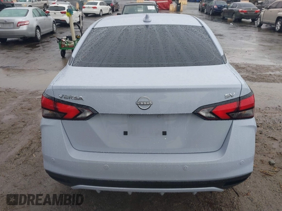 2024 Nissan Versa SV z VIN 3N1CN8EV1RL882882, wystawiony jako IAAI lot #41522203 z przebiegiem 4 673 mil mil oraz . Historia ofert i sprzedaży dostępna na DreamBid. Obrazek 17.