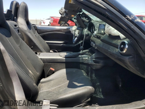 2021 Mazda MX-5 Miata Grand Touring with VIN JM1NDAD79M0458827, listed as a Copart auction lot 62238855 with 20,497 mi miles and Salvage title. Bid and sale history available at DreamBid. Image 10.