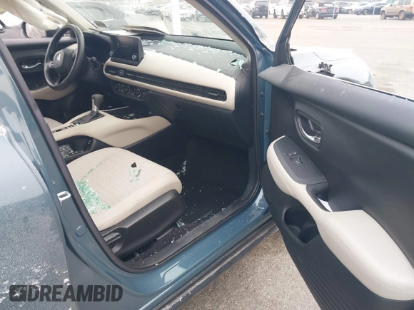2024 Honda HR-V LX with VIN 3CZRZ2H34RM725791, listed as a IAAI auction lot 41342535 with 18,408 mi miles and . Bid and sale history available at DreamBid. Image 5.